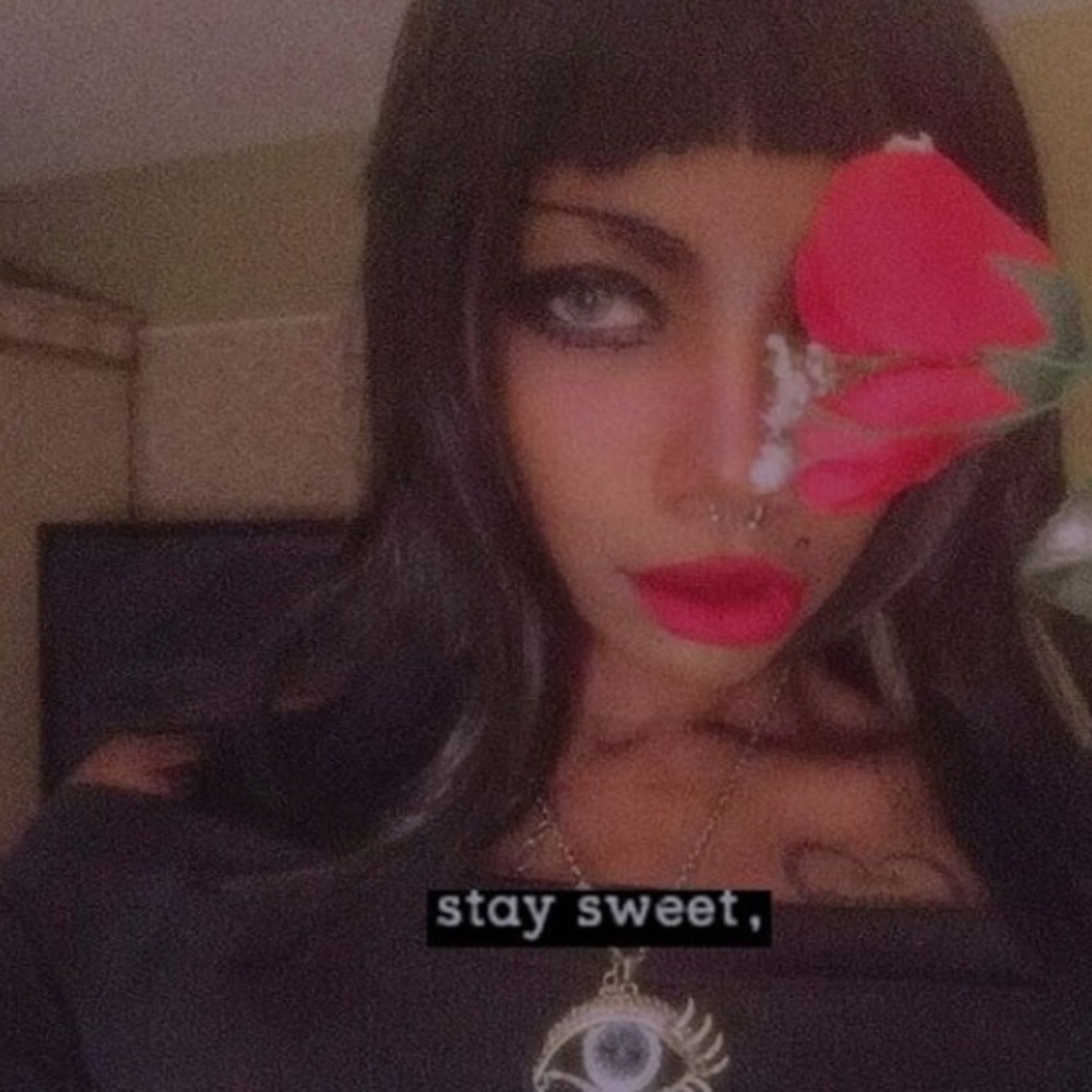 Meet your Posher, Torri